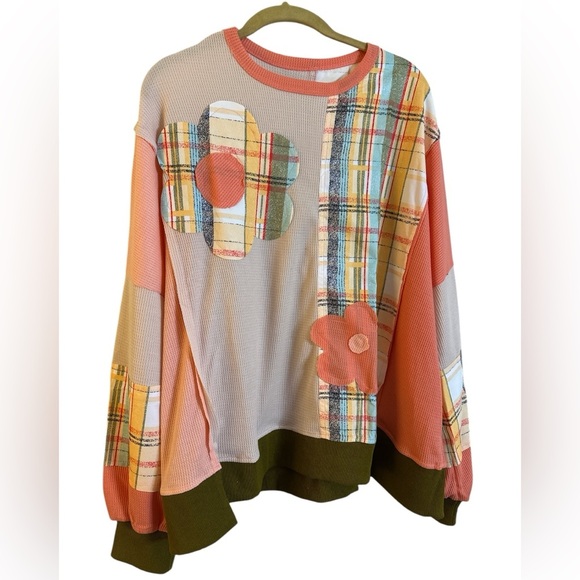 Women's Plaid Mix Daisy Patch Oversized Knit Top In Sage Combo NEW! - Picture 6 of 9